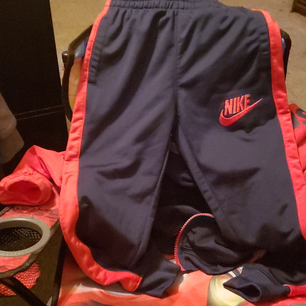 Sweatsuit - Picture 3 of 3
